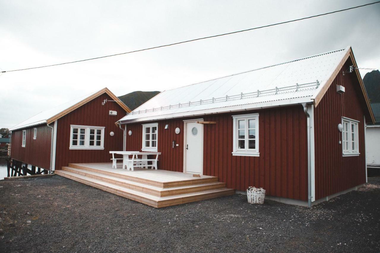 Solsiden Brygge Rorbuer Hotel Ballstad Exterior photo